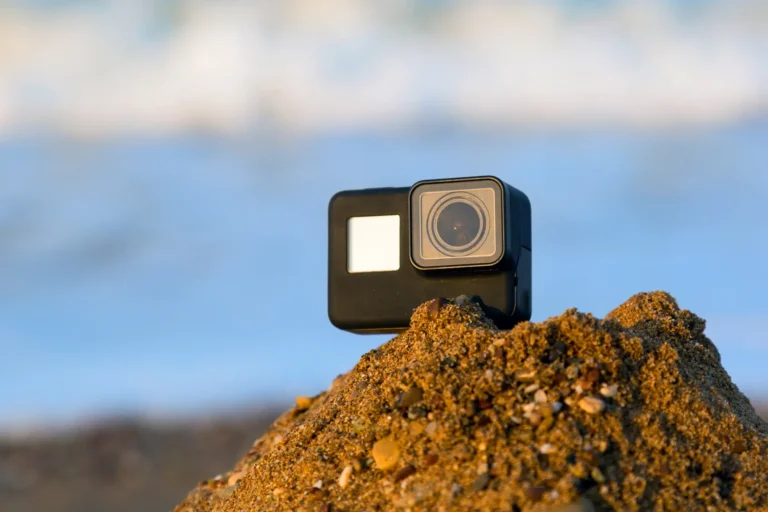 Osmo Pocket 3 vs Insta360 GO 3S:誰才是真正的輕便王者?